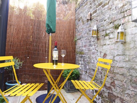 Private courtyard in this furnished apartments for rent in Eastbourne