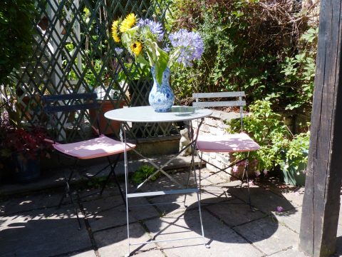 Exclusively Short Lets - Secret Garden - short stay cottage